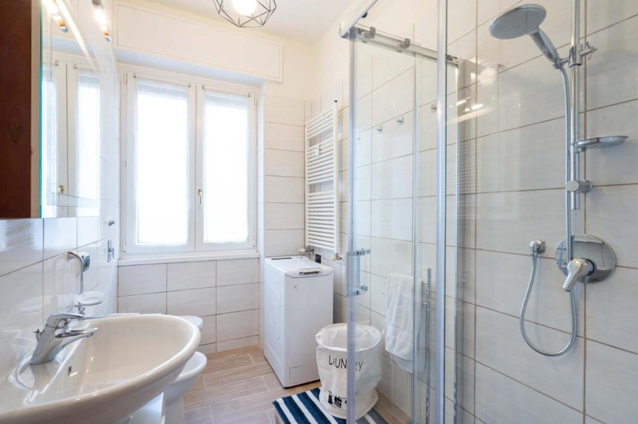 Апартаменти Casa Martina- Airport Free Shuttle-H24 Бергамо Екстер'єр фото